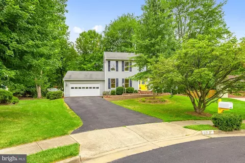 Exterior - 603 3rd St, Herndon, VA 20170 photo 16 of 19