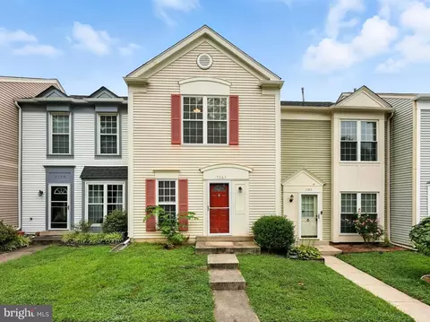 7141 Tolliver St, Alexandria, VA 22306