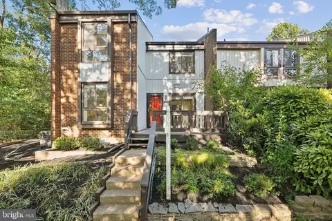 2101 Colts Neck Ct, Reston, VA 20191