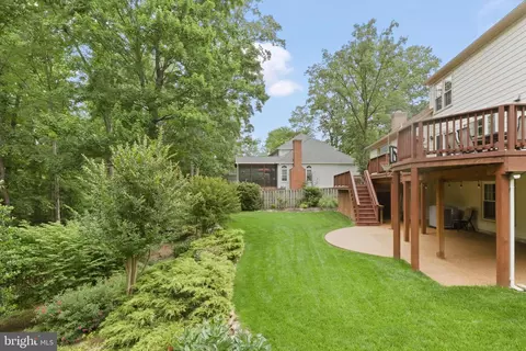 Exterior - 6906 Trillium Ln, Springfield, VA 22152 photo 4 of 11