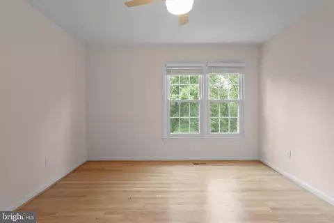 Bedroom - 6906 Trillium Ln, Springfield, VA 22152 photo 2 of 6