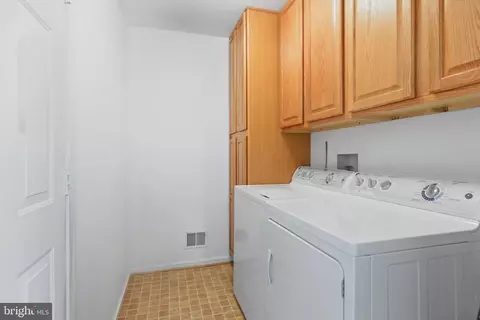 Other - 6906 Trillium Ln, Springfield, VA 22152 photo 13 of 17