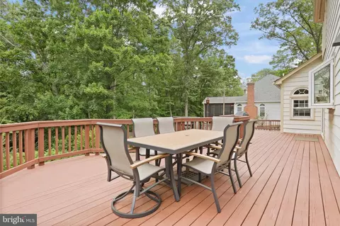 Exterior - 6906 Trillium Ln, Springfield, VA 22152 photo 6 of 11
