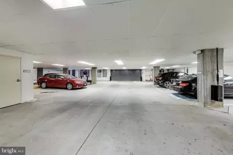 1781 Chain Bridge Rd #402, Mclean, VA 22102 photo 48