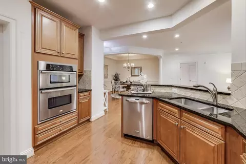 1781 Chain Bridge Rd #402, Mclean, VA 22102 photo 23