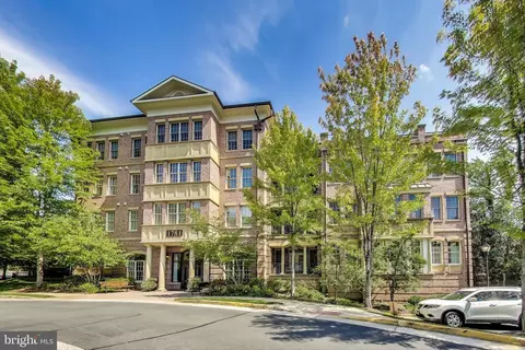 1781 Chain Bridge Rd #402, Mclean, VA 22102 photo 49