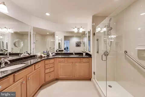 1781 Chain Bridge Rd #402, Mclean, VA 22102 photo 31