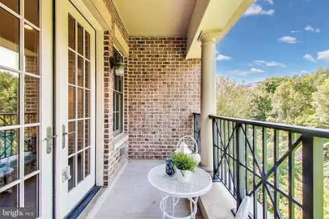 1781 Chain Bridge Rd #402, Mclean, VA 22102 photo 14