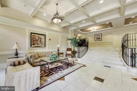 1781 Chain Bridge Rd #402, Mclean, VA 22102 photo 4