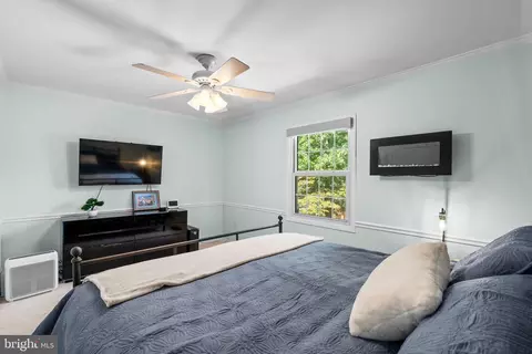 Bedroom - 8550 Milford Ct #892, Springfield, VA 22152 photo 3 of 5