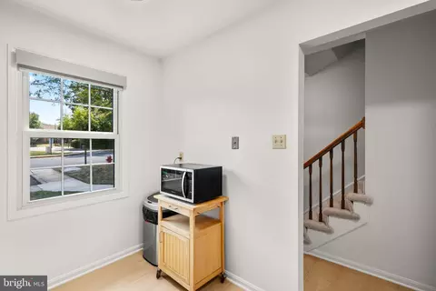 Entry Way - 8550 Milford Ct #892, Springfield, VA 22152 photo 2 of 2