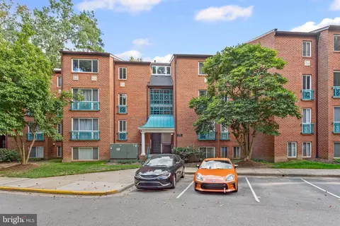 11841 Shire Ct #2C, Reston, VA 20191