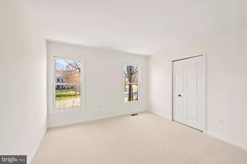 8426 Holly Leaf Dr, Mclean, VA 22102 photo 29