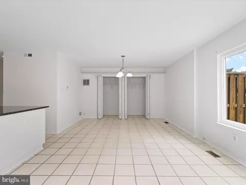 5922 Hall St, Springfield, VA 22152 photo 19