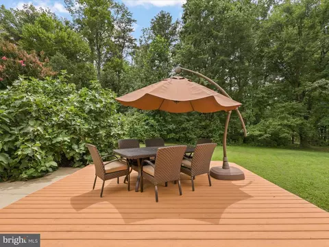 5922 Hall St, Springfield, VA 22152 photo 35