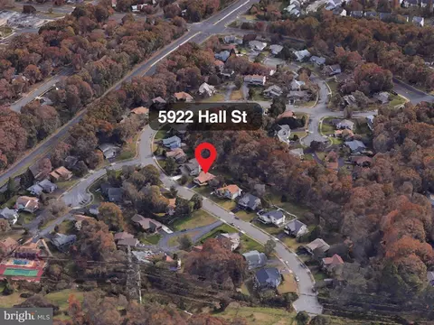 5922 Hall St, Springfield, VA 22152 photo 2