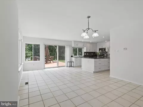 5922 Hall St, Springfield, VA 22152 photo 20