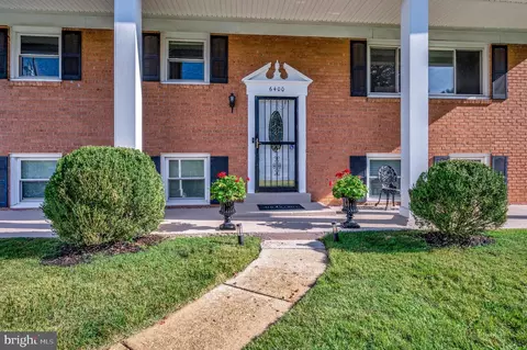 Exterior - 6400 Kroy Dr, Springfield, VA 22150 photo 4 of 9