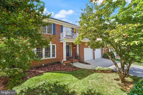 6651 Avignon Blvd, Falls Church, VA 22043