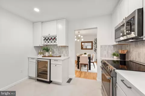 Kitchen - 1802 Cranberry Ln, Reston, VA 20191 photo 4 of 5