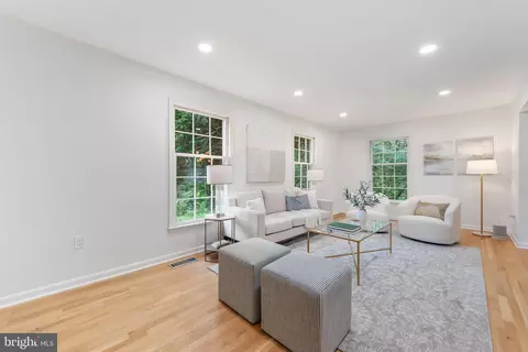 Living - 1802 Cranberry Ln, Reston, VA 20191 photo 5 of 5