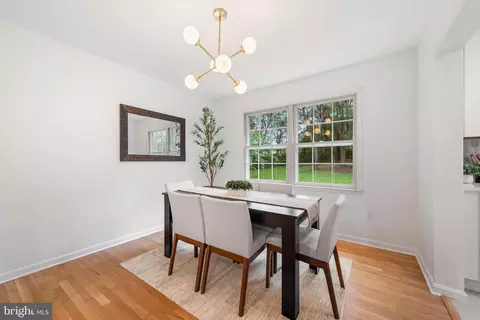 Dining - 1802 Cranberry Ln, Reston, VA 20191 photo 2 of 3