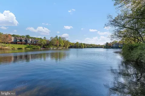 View/Area - 1802 Cranberry Ln, Reston, VA 20191 photo 8 of 10