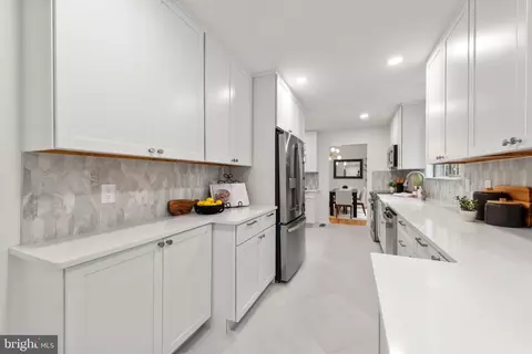 Kitchen - 1802 Cranberry Ln, Reston, VA 20191 photo 3 of 5