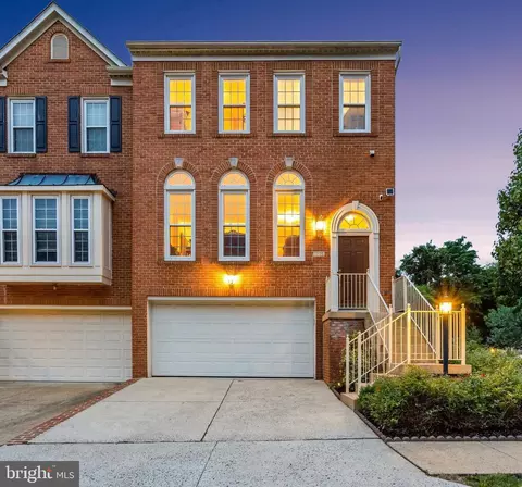 1776 Brentridge St, Vienna, VA 22182