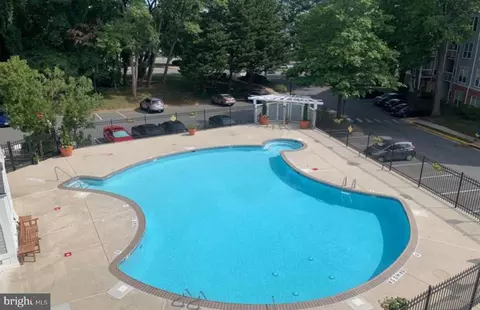 3176 Summit Square Dr #4-E3, Oakton, VA 22124 photo 35