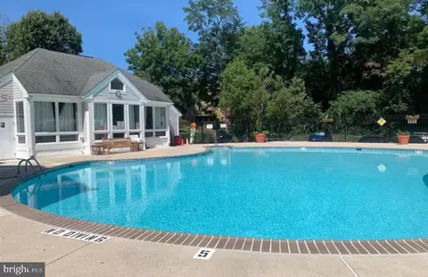 3176 Summit Square Dr #4-E3, Oakton, VA 22124 photo 36