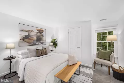 Bedroom - 1502 Deer Point Way, Reston, VA 20194 photo 4 of 9