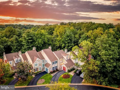 View/Area - 1502 Deer Point Way, Reston, VA 20194 photo 1 of 2