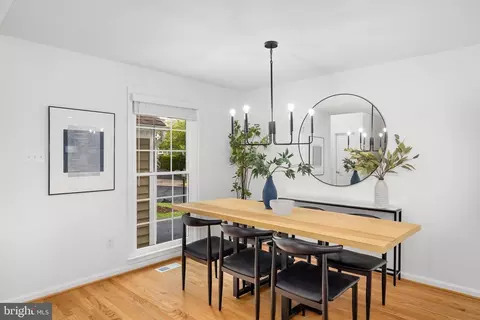 Dining - 1502 Deer Point Way, Reston, VA 20194 photo 2 of 2