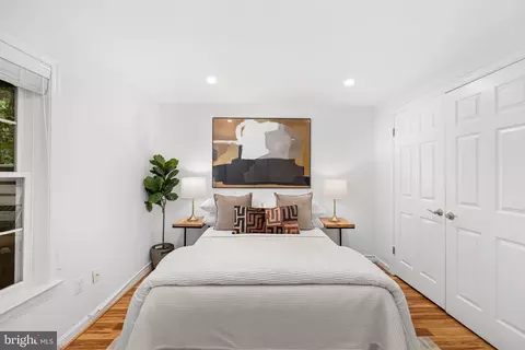 Bedroom - 1502 Deer Point Way, Reston, VA 20194 photo 9 of 9