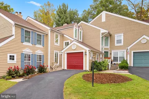 Exterior - 1502 Deer Point Way, Reston, VA 20194 photo 6 of 9