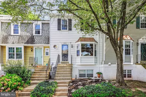 13713 Autumn Vale Ct #30B, Chantilly, VA 20151
