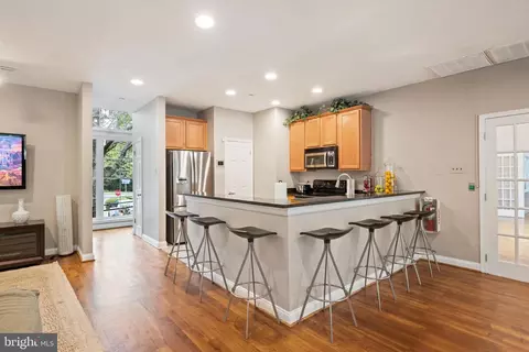 Kitchen - 1504 Lincoln Way #404, Mclean, VA 22102 photo 4 of 4