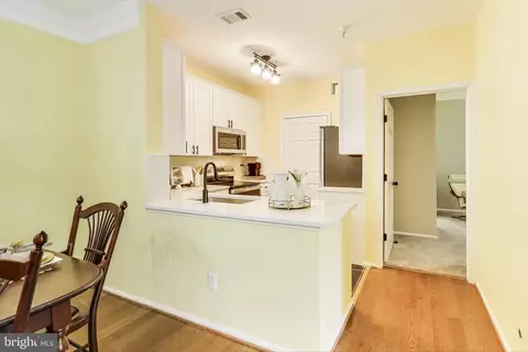 Kitchen - 1571 Spring Gate Dr #6208, Mclean, VA 22102 photo 1 of 2