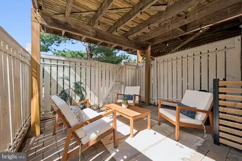 1692 Oaktree Ct, Reston, VA 20194 photo 35