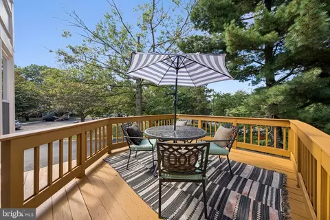 1692 Oaktree Ct, Reston, VA 20194 photo 6