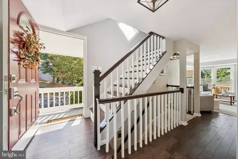 1692 Oaktree Ct, Reston, VA 20194 photo 7
