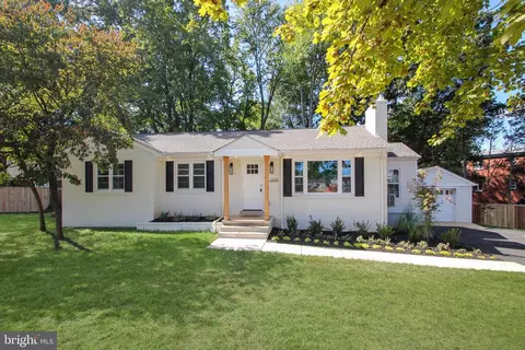 8400 Richmond Ave, Alexandria, VA 22309