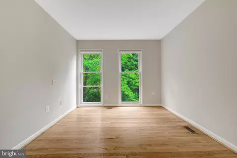 1600 Wainwright Dr, Reston, VA 20190 photo 30