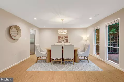 1600 Wainwright Dr, Reston, VA 20190 photo 10