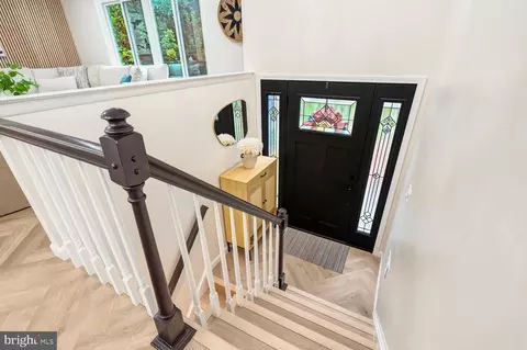 Entry Way - 1929 Baton Dr, Vienna, VA 22182 photo 1 of 2