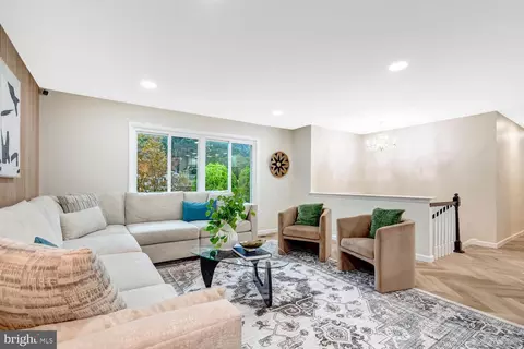 Living - 1929 Baton Dr, Vienna, VA 22182 photo 1 of 1