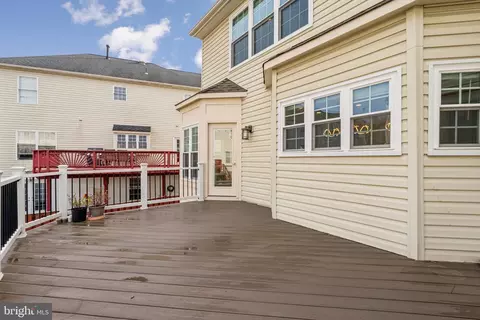 Exterior - 6287 Willowfield Way, Springfield, VA 22150 photo 10 of 12