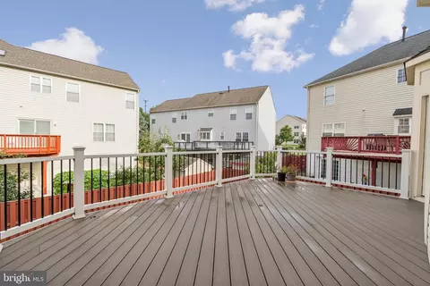 Exterior - 6287 Willowfield Way, Springfield, VA 22150 photo 11 of 12
