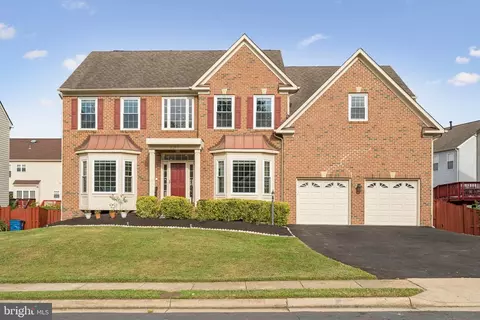Exterior - 6287 Willowfield Way, Springfield, VA 22150 photo 7 of 12